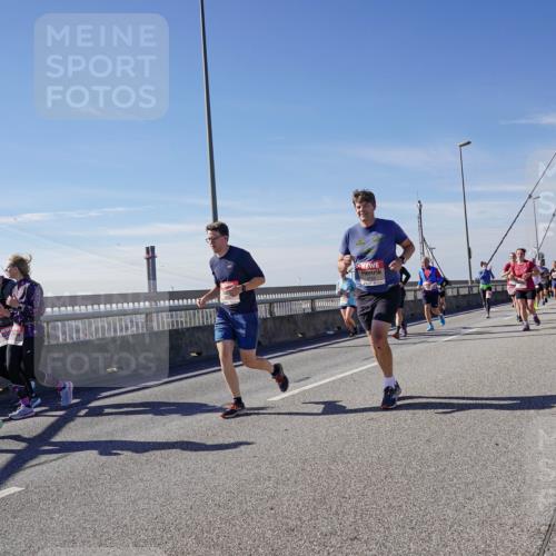 03.10.2025 - Köhlbrandbrückenlauf Michael Burmester http://msf.ph/oto/9110623 03.10.2025 12:52:58 Position 2  meine-sportfotos.de