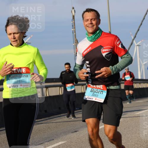 03.10.2025 - Köhlbrandbrückenlauf Strokosch-Dieckow http://msf.ph/oto/9110624 03.10.2025 09:42:34 Position 2 1312, 3053 meine-sportfotos.de