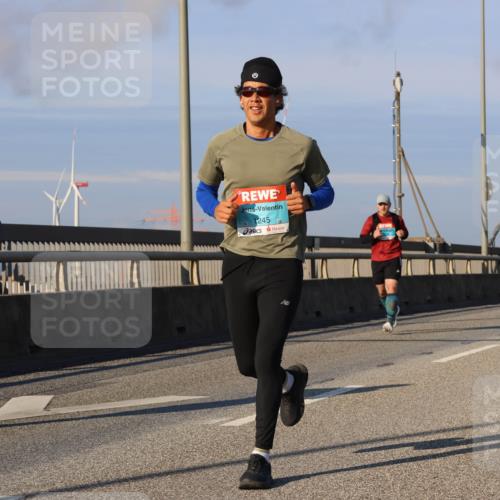 03.10.2025 - Köhlbrandbrückenlauf Strokosch-Dieckow http://msf.ph/oto/9110638 03.10.2025 09:42:37 Position 2 1931, 1245 meine-sportfotos.de