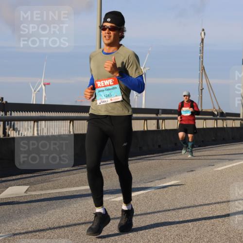 03.10.2025 - Köhlbrandbrückenlauf Strokosch-Dieckow http://msf.ph/oto/9110653 03.10.2025 09:42:38 Position 2 1245 meine-sportfotos.de