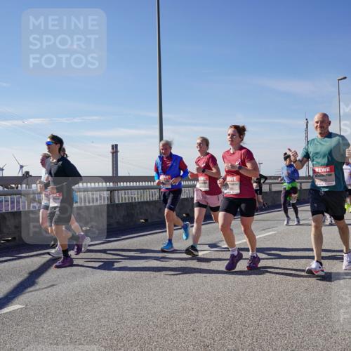 03.10.2025 - Köhlbrandbrückenlauf Michael Burmester http://msf.ph/oto/9110682 03.10.2025 12:53:01 Position 2  meine-sportfotos.de