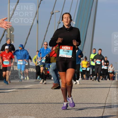 03.10.2025 - Köhlbrandbrückenlauf Strokosch-Dieckow http://msf.ph/oto/9110717 03.10.2025 09:42:47 Position 2 1152 meine-sportfotos.de