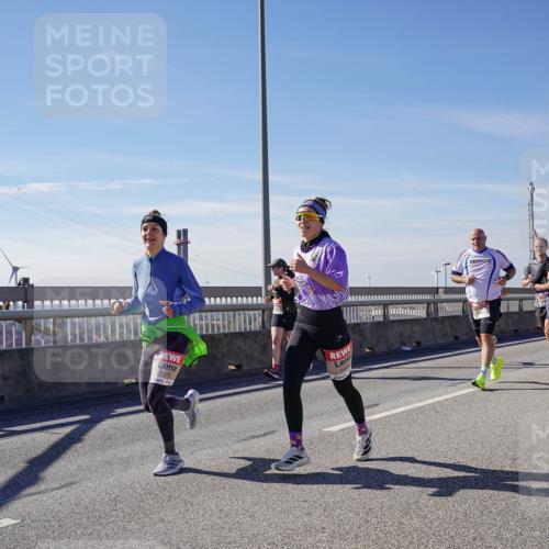03.10.2025 - Köhlbrandbrückenlauf Michael Burmester http://msf.ph/oto/9110726 03.10.2025 12:53:03 Position 2 5379, 7 meine-sportfotos.de