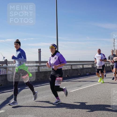 03.10.2025 - Köhlbrandbrückenlauf Michael Burmester http://msf.ph/oto/9110746 03.10.2025 12:53:04 Position 2 5379, 5440 meine-sportfotos.de