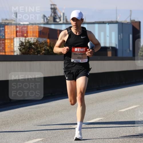 03.10.2025 - Köhlbrandbrückenlauf Strokosch-Dieckow http://msf.ph/oto/9110805 03.10.2025 12:36:04 Position 3 4027 meine-sportfotos.de