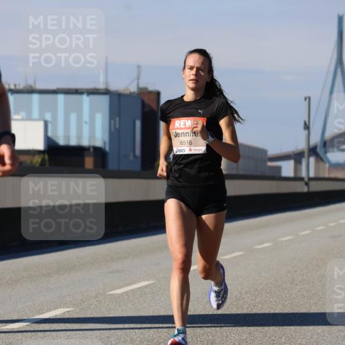 03.10.2025 - Köhlbrandbrückenlauf Strokosch-Dieckow http://msf.ph/oto/9110879 03.10.2025 12:36:16 Position 3 638, 6516 meine-sportfotos.de