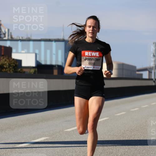 03.10.2025 - Köhlbrandbrückenlauf Strokosch-Dieckow http://msf.ph/oto/9110906 03.10.2025 12:36:16 Position 3 6516 meine-sportfotos.de