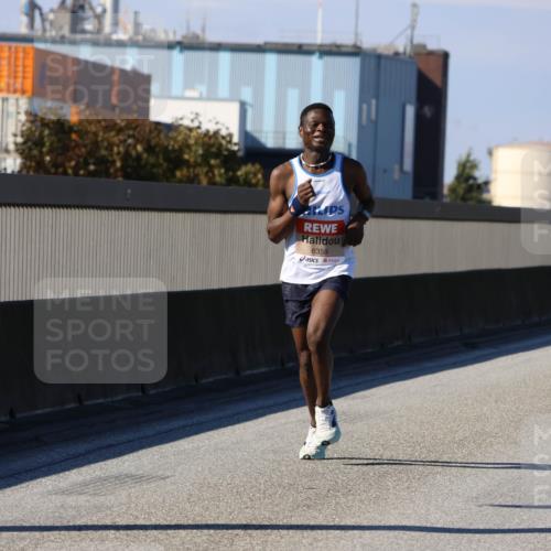 03.10.2025 - Köhlbrandbrückenlauf Strokosch-Dieckow http://msf.ph/oto/9110915 03.10.2025 12:37:13 Position 3 6359 meine-sportfotos.de