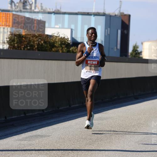 03.10.2025 - Köhlbrandbrückenlauf Strokosch-Dieckow http://msf.ph/oto/9110919 03.10.2025 12:37:13 Position 3 6359 meine-sportfotos.de