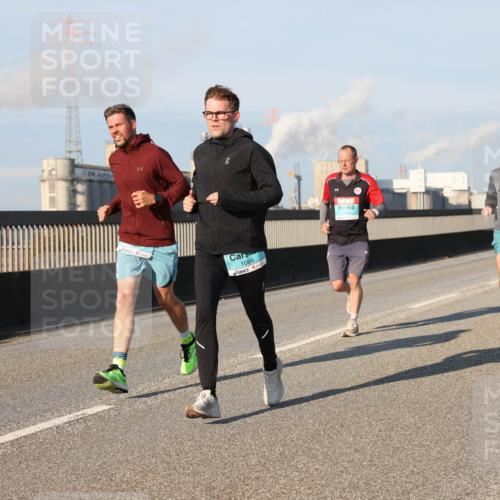 03.10.2025 - Köhlbrandbrückenlauf Lena Gebhardt http://msf.ph/oto/9110937 03.10.2025 09:41:44 Position 2 1095 meine-sportfotos.de