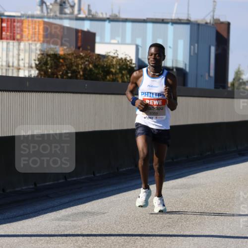 03.10.2025 - Köhlbrandbrückenlauf Strokosch-Dieckow http://msf.ph/oto/9110941 03.10.2025 12:37:13 Position 3 6359 meine-sportfotos.de