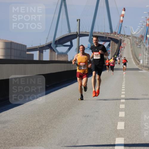 03.10.2025 - Köhlbrandbrückenlauf Strokosch-Dieckow http://msf.ph/oto/9110967 03.10.2025 12:37:39 Position 3  meine-sportfotos.de