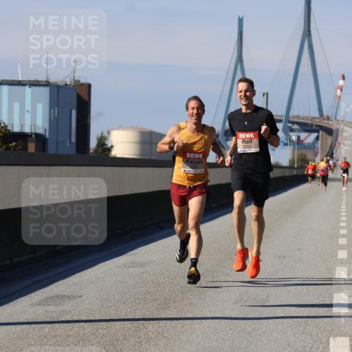 03.10.2025 - Köhlbrandbrückenlauf Strokosch-Dieckow http://msf.ph/oto/9110992 03.10.2025 12:37:44 Position 3 5797, 6240 meine-sportfotos.de