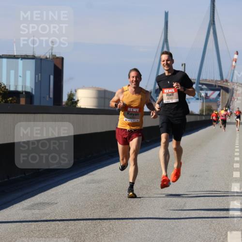03.10.2025 - Köhlbrandbrückenlauf Strokosch-Dieckow http://msf.ph/oto/9110996 03.10.2025 12:37:44 Position 3 6240, 5797 meine-sportfotos.de