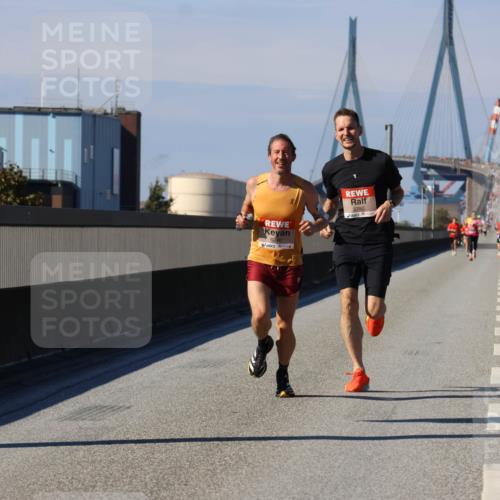03.10.2025 - Köhlbrandbrückenlauf Strokosch-Dieckow http://msf.ph/oto/9111008 03.10.2025 12:37:44 Position 3 6240, 5797 meine-sportfotos.de