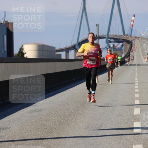 03.10.2025 - Köhlbrandbrückenlauf Strokosch-Dieckow http://msf.ph/oto/9111024 03.10.2025 12:38:07 Position 3  meine-sportfotos.de