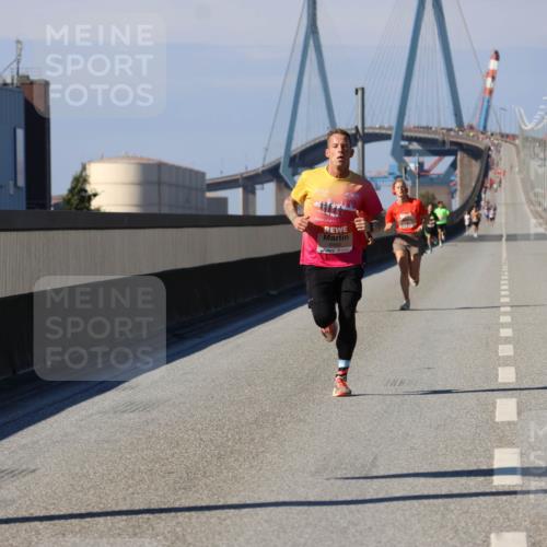 03.10.2025 - Köhlbrandbrückenlauf Strokosch-Dieckow http://msf.ph/oto/9111039 03.10.2025 12:38:07 Position 3  meine-sportfotos.de
