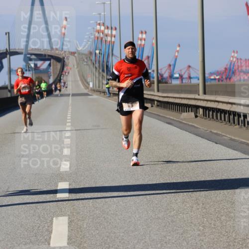 03.10.2025 - Köhlbrandbrückenlauf Strokosch-Dieckow http://msf.ph/oto/9111060 03.10.2025 12:38:09 Position 3 6482, 6514 meine-sportfotos.de