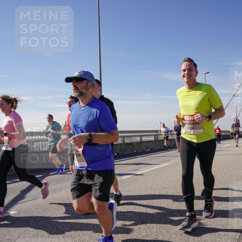 03.10.2025 - Köhlbrandbrückenlauf Michael Burmester http://msf.ph/oto/9111087 03.10.2025 12:53:17 Position 2 5658 meine-sportfotos.de