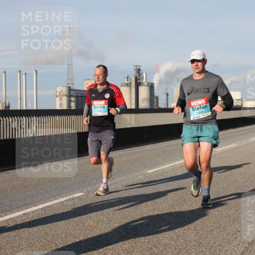 03.10.2025 - Köhlbrandbrückenlauf Lena Gebhardt http://msf.ph/oto/9111135 03.10.2025 09:41:45 Position 2 3402, 1490 meine-sportfotos.de