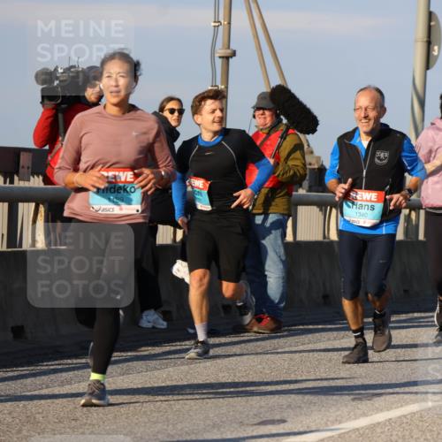 03.10.2025 - Köhlbrandbrückenlauf Strokosch-Dieckow http://msf.ph/oto/9111150 03.10.2025 09:43:36 Position 2 89, 1340, 1424, 1378 meine-sportfotos.de