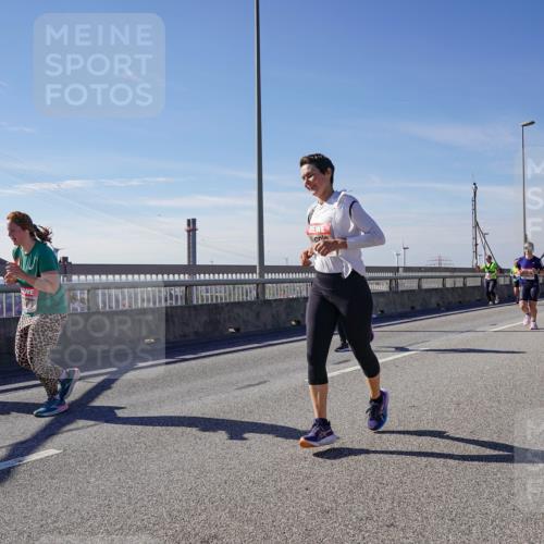 03.10.2025 - Köhlbrandbrückenlauf Michael Burmester http://msf.ph/oto/9111159 03.10.2025 12:53:23 Position 2  meine-sportfotos.de