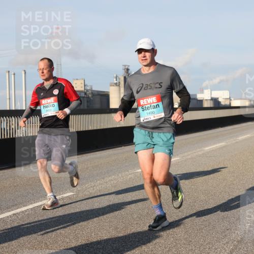 03.10.2025 - Köhlbrandbrückenlauf Lena Gebhardt http://msf.ph/oto/9111160 03.10.2025 09:41:45 Position 2 3402, 1490 meine-sportfotos.de