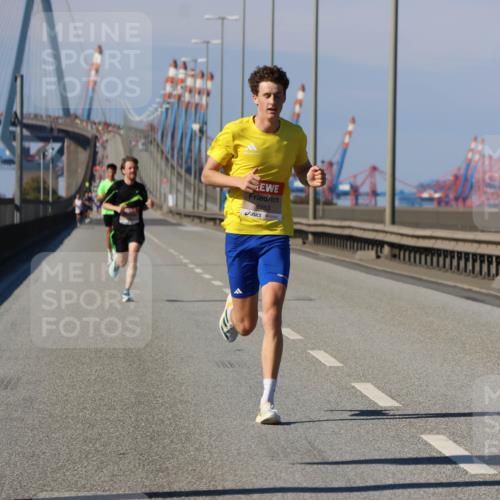 03.10.2025 - Köhlbrandbrückenlauf Strokosch-Dieckow http://msf.ph/oto/9111164 03.10.2025 12:38:32 Position 3 6253 meine-sportfotos.de