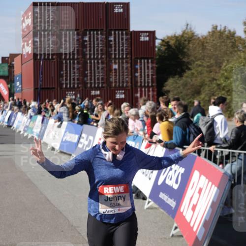 03.10.2025 - Köhlbrandbrückenlauf Jannik Wohlers http://msf.ph/oto/9111233 03.10.2025 13:30:33 Ziel 4355, 4927, 5017, 5060, 5346, 6078, 6170 meine-sportfotos.de