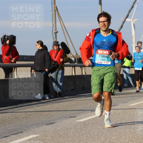 03.10.2025 - Köhlbrandbrückenlauf Strokosch-Dieckow http://msf.ph/oto/9111236 03.10.2025 09:43:46 Position 2 3484 meine-sportfotos.de