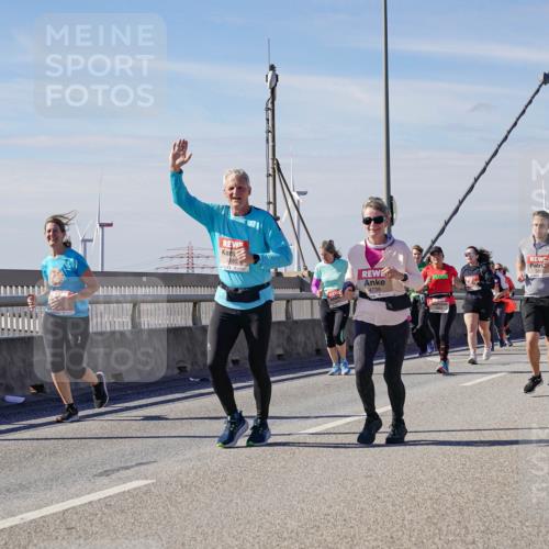 03.10.2025 - Köhlbrandbrückenlauf Michael Burmester http://msf.ph/oto/9111289 03.10.2025 12:53:34 Position 2 5917, 4739 meine-sportfotos.de
