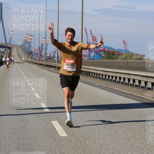 03.10.2025 - Köhlbrandbrückenlauf Strokosch-Dieckow http://msf.ph/oto/9111349 03.10.2025 12:39:05 Position 3 4072 meine-sportfotos.de