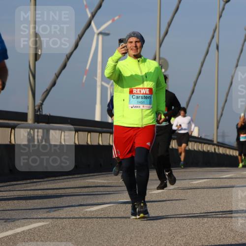 03.10.2025 - Köhlbrandbrückenlauf Strokosch-Dieckow http://msf.ph/oto/9111578 03.10.2025 09:44:21 Position 2 3250, 1451 meine-sportfotos.de
