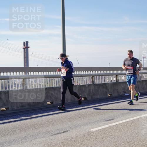 03.10.2025 - Köhlbrandbrückenlauf Michael Burmester http://msf.ph/oto/9111642 03.10.2025 12:53:53 Position 2  meine-sportfotos.de