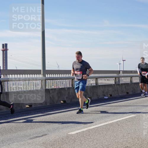 03.10.2025 - Köhlbrandbrückenlauf Michael Burmester http://msf.ph/oto/9111670 03.10.2025 12:53:53 Position 2  meine-sportfotos.de