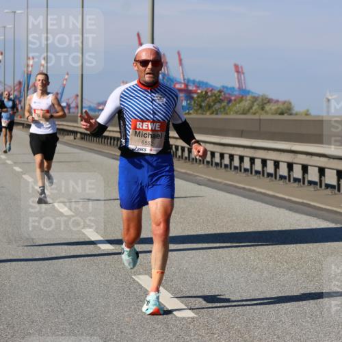 03.10.2025 - Köhlbrandbrückenlauf Strokosch-Dieckow http://msf.ph/oto/9111680 03.10.2025 12:39:39 Position 3 6552 meine-sportfotos.de
