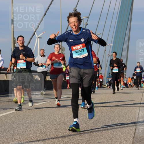 03.10.2025 - Köhlbrandbrückenlauf Strokosch-Dieckow http://msf.ph/oto/9111687 03.10.2025 09:44:35 Position 2 08, 1506, 3379 meine-sportfotos.de