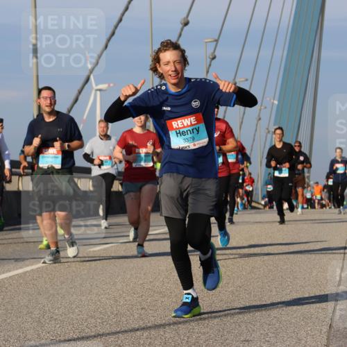 03.10.2025 - Köhlbrandbrückenlauf Strokosch-Dieckow http://msf.ph/oto/9111699 03.10.2025 09:44:35 Position 2 1506, 3379, 06 meine-sportfotos.de