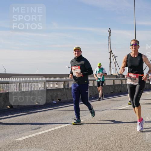03.10.2025 - Köhlbrandbrückenlauf Michael Burmester http://msf.ph/oto/9111719 03.10.2025 12:53:57 Position 2 4589, 4709 meine-sportfotos.de