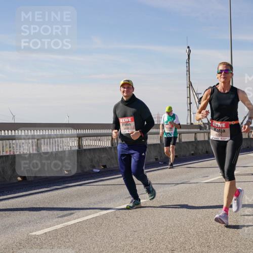 03.10.2025 - Köhlbrandbrückenlauf Michael Burmester http://msf.ph/oto/9111726 03.10.2025 12:53:57 Position 2 5458, 4709 meine-sportfotos.de