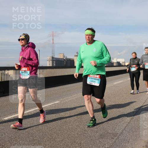 03.10.2025 - Köhlbrandbrückenlauf Lena Gebhardt http://msf.ph/oto/9111744 03.10.2025 10:15:35 Position 2 2479, 2839 meine-sportfotos.de