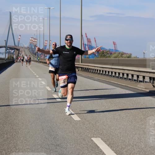 03.10.2025 - Köhlbrandbrückenlauf Strokosch-Dieckow http://msf.ph/oto/9111752 03.10.2025 12:39:48 Position 3 645 meine-sportfotos.de