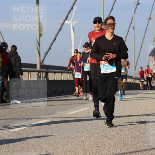 03.10.2025 - Köhlbrandbrückenlauf Strokosch-Dieckow http://msf.ph/oto/9111758 03.10.2025 09:44:40 Position 2 08, 3411 meine-sportfotos.de
