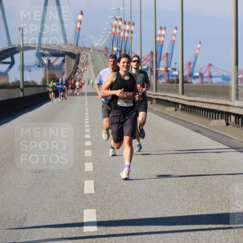 03.10.2025 - Köhlbrandbrückenlauf Strokosch-Dieckow http://msf.ph/oto/9111863 03.10.2025 12:40:04 Position 3  meine-sportfotos.de
