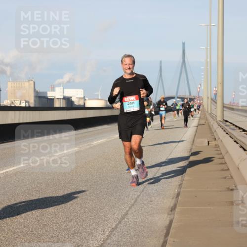 03.10.2025 - Köhlbrandbrückenlauf Lena Gebhardt http://msf.ph/oto/9111864 03.10.2025 09:42:08 Position 2 3544 meine-sportfotos.de