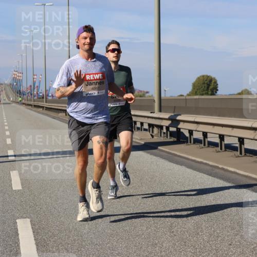 03.10.2025 - Köhlbrandbrückenlauf Strokosch-Dieckow http://msf.ph/oto/9111908 03.10.2025 12:40:11 Position 3 4087, 4058 meine-sportfotos.de