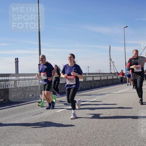 03.10.2025 - Köhlbrandbrückenlauf Michael Burmester http://msf.ph/oto/9111950 03.10.2025 12:54:07 Position 2 4673, 107 meine-sportfotos.de