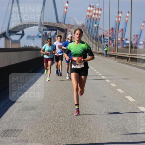 03.10.2025 - Köhlbrandbrückenlauf Strokosch-Dieckow http://msf.ph/oto/9111972 03.10.2025 12:40:31 Position 3  meine-sportfotos.de