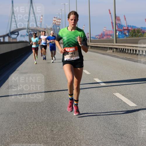 03.10.2025 - Köhlbrandbrückenlauf Strokosch-Dieckow http://msf.ph/oto/9111996 03.10.2025 12:40:34 Position 3 6625 meine-sportfotos.de
