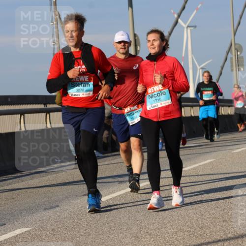 03.10.2025 - Köhlbrandbrückenlauf Strokosch-Dieckow http://msf.ph/oto/9112027 03.10.2025 09:45:11 Position 2 1200, 3272, 1532, 153, 1716, 1335 meine-sportfotos.de